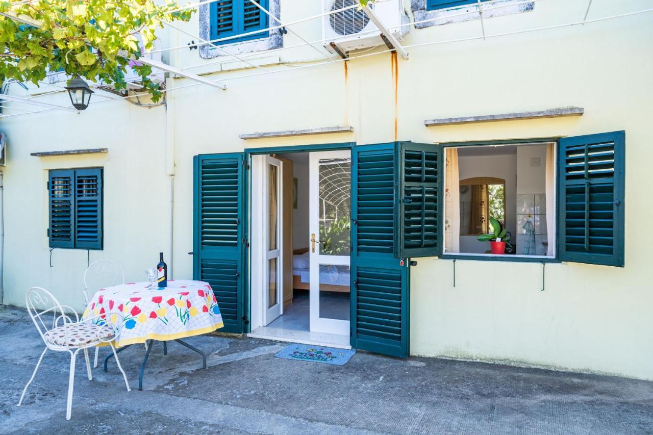 Apartments Lidija Zaton  Exterior photo